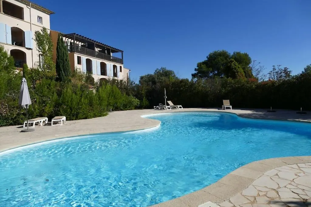 Appartement Clim & Piscine Sur Golf Pont-Royal Apartment