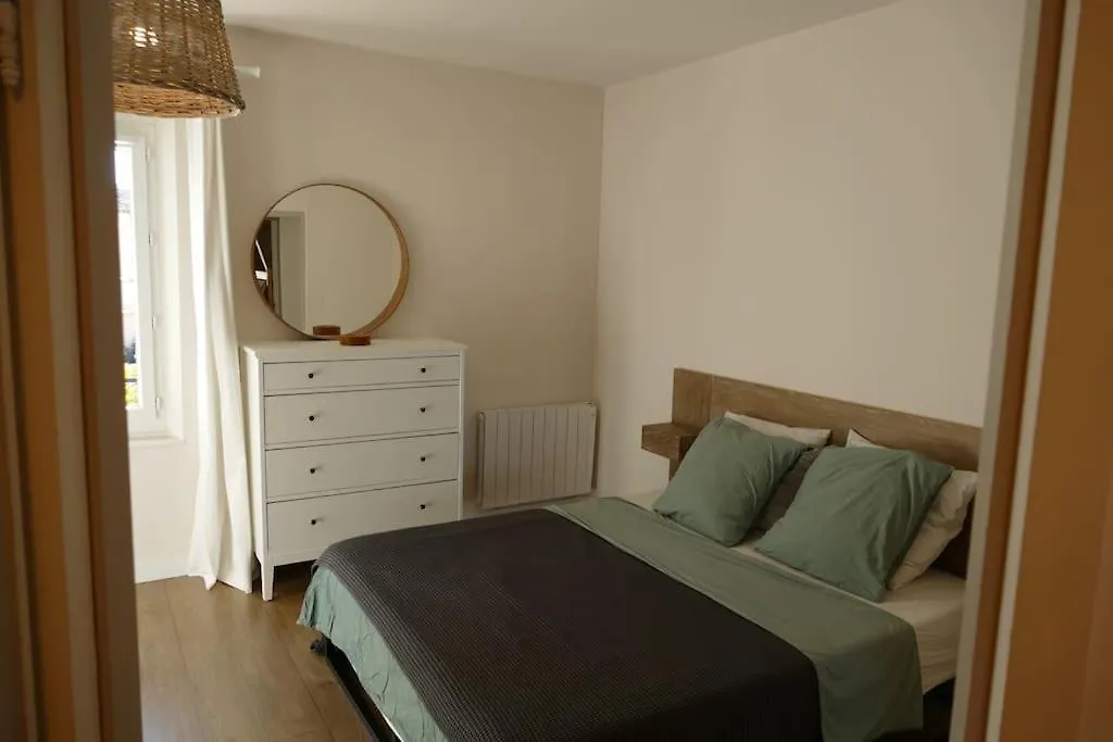 Appartement Clim & Piscine Sur Golf Pont-Royal Apartment